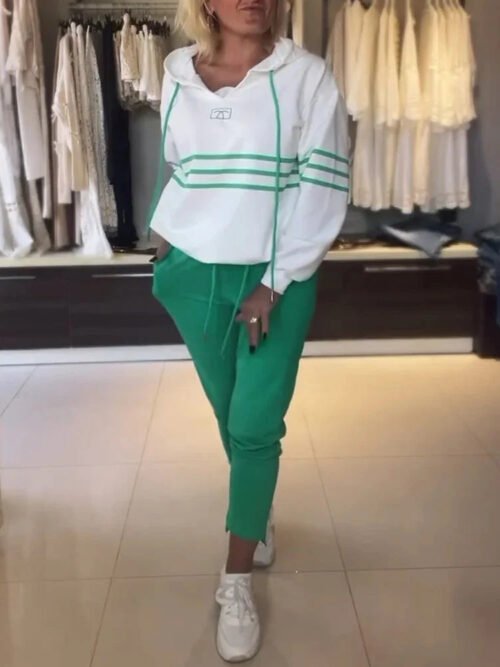 Dviejų dalių komplektas su dryžuotu viršumi